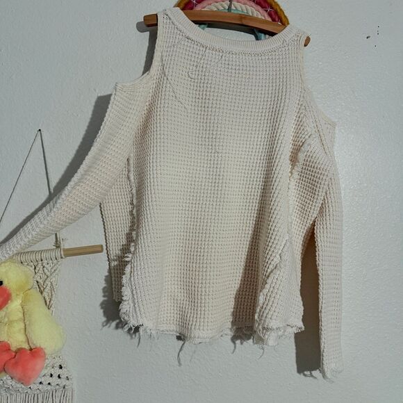 Free People Cold Shoulder 100% Cotton Knitted
Crocheted Sweater Size XS - Picture 4 of 5
